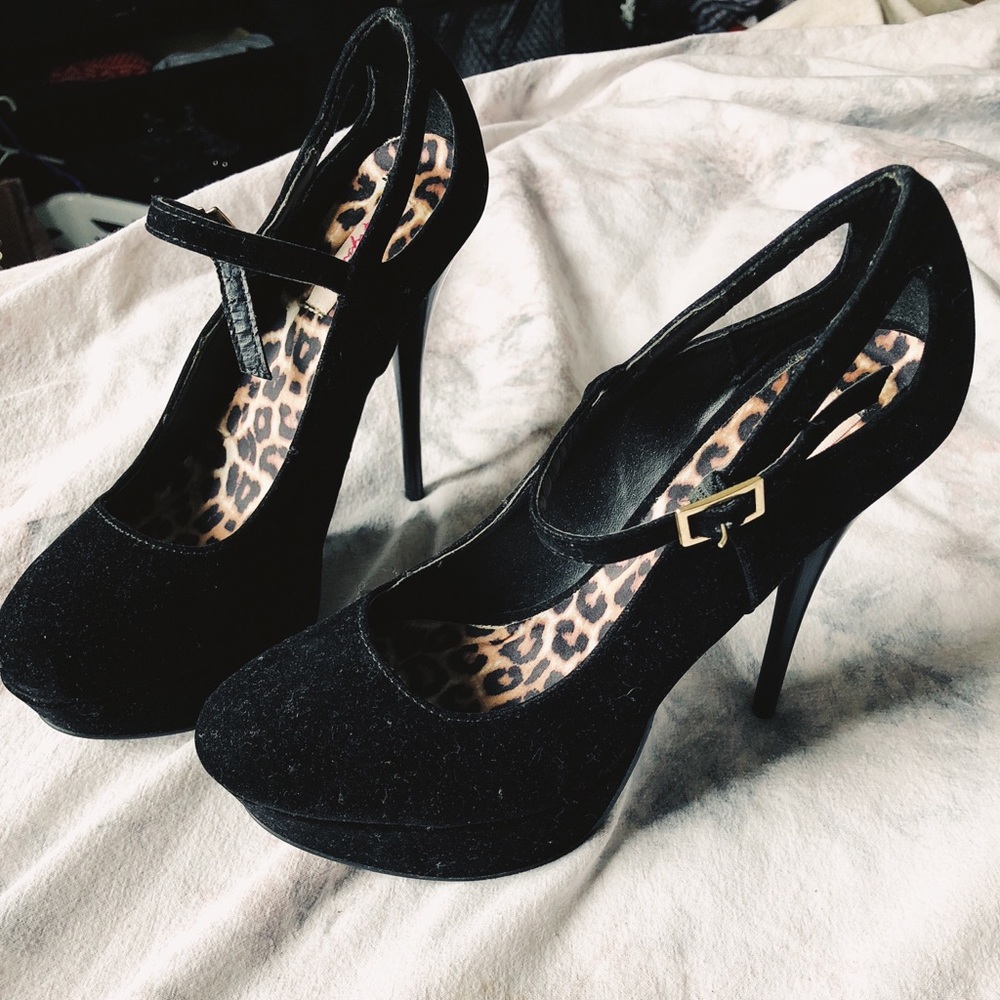 Black, Velvet Babydoll Stilettos